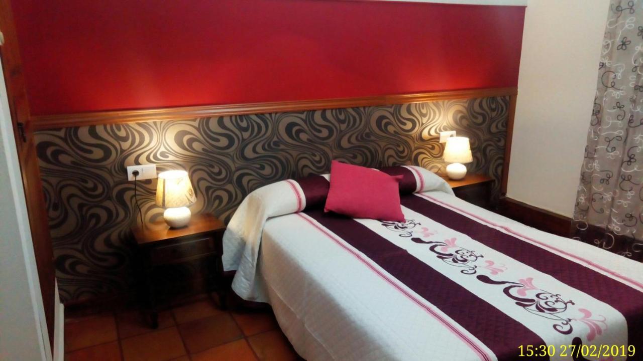 Hostal De La Villa Molinos Buitenkant foto